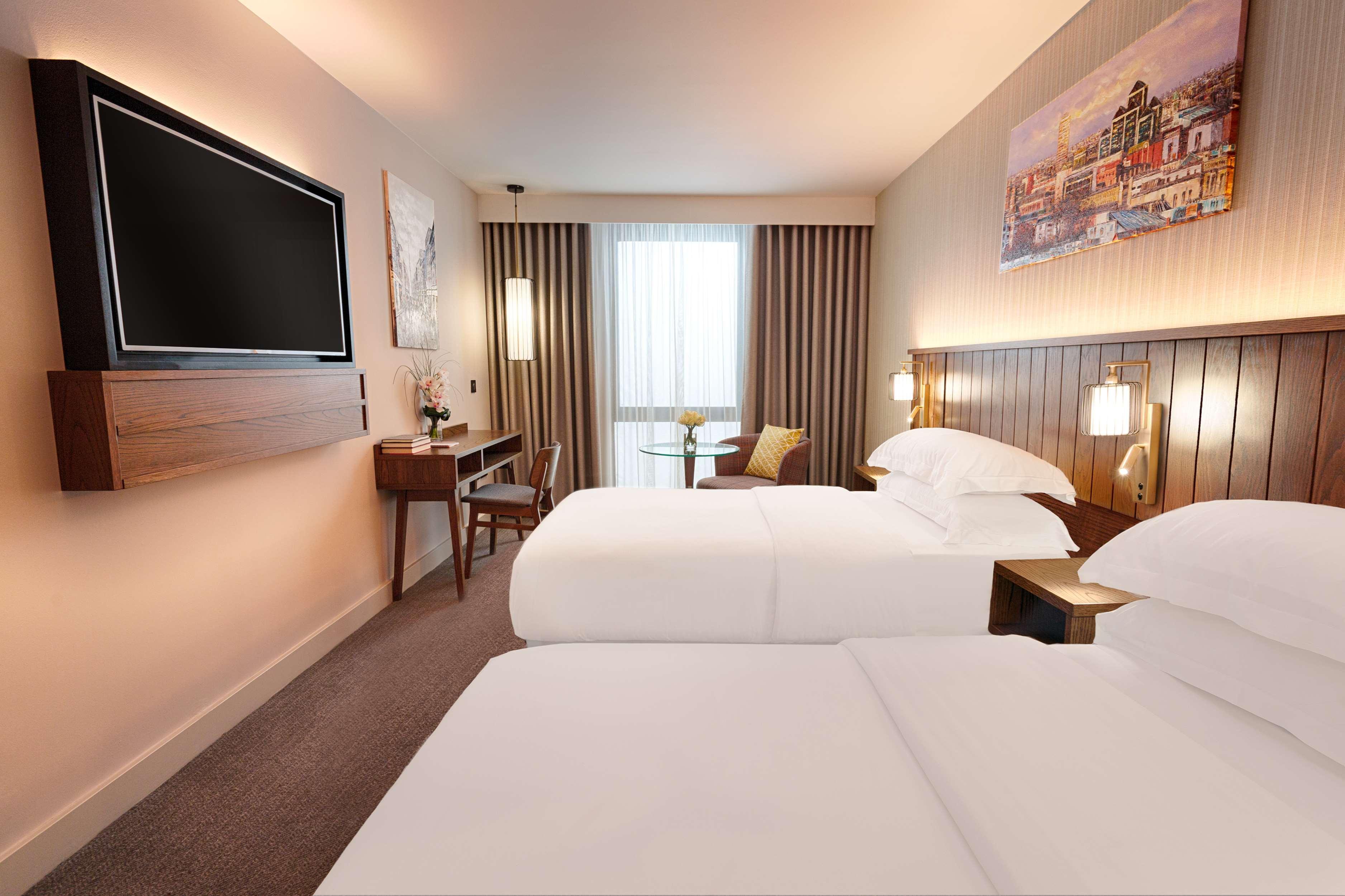 Hotel Hyatt Centric The Liberties Dublino Esterno foto